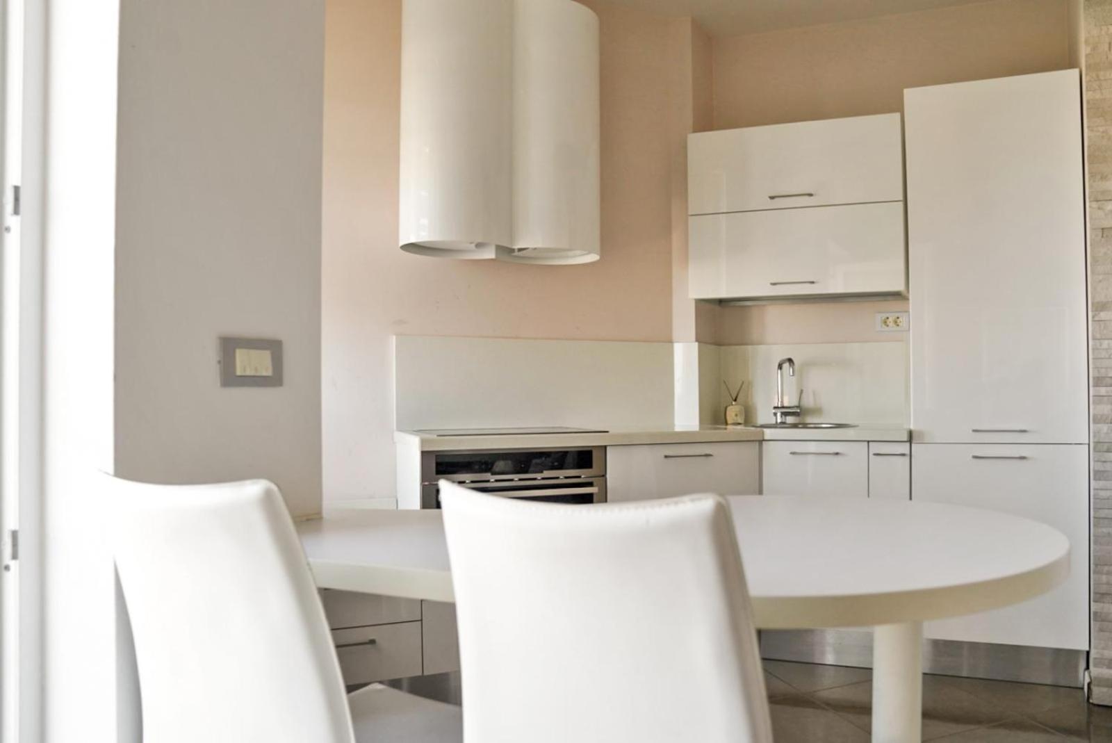 Kristal Paris Apartma *