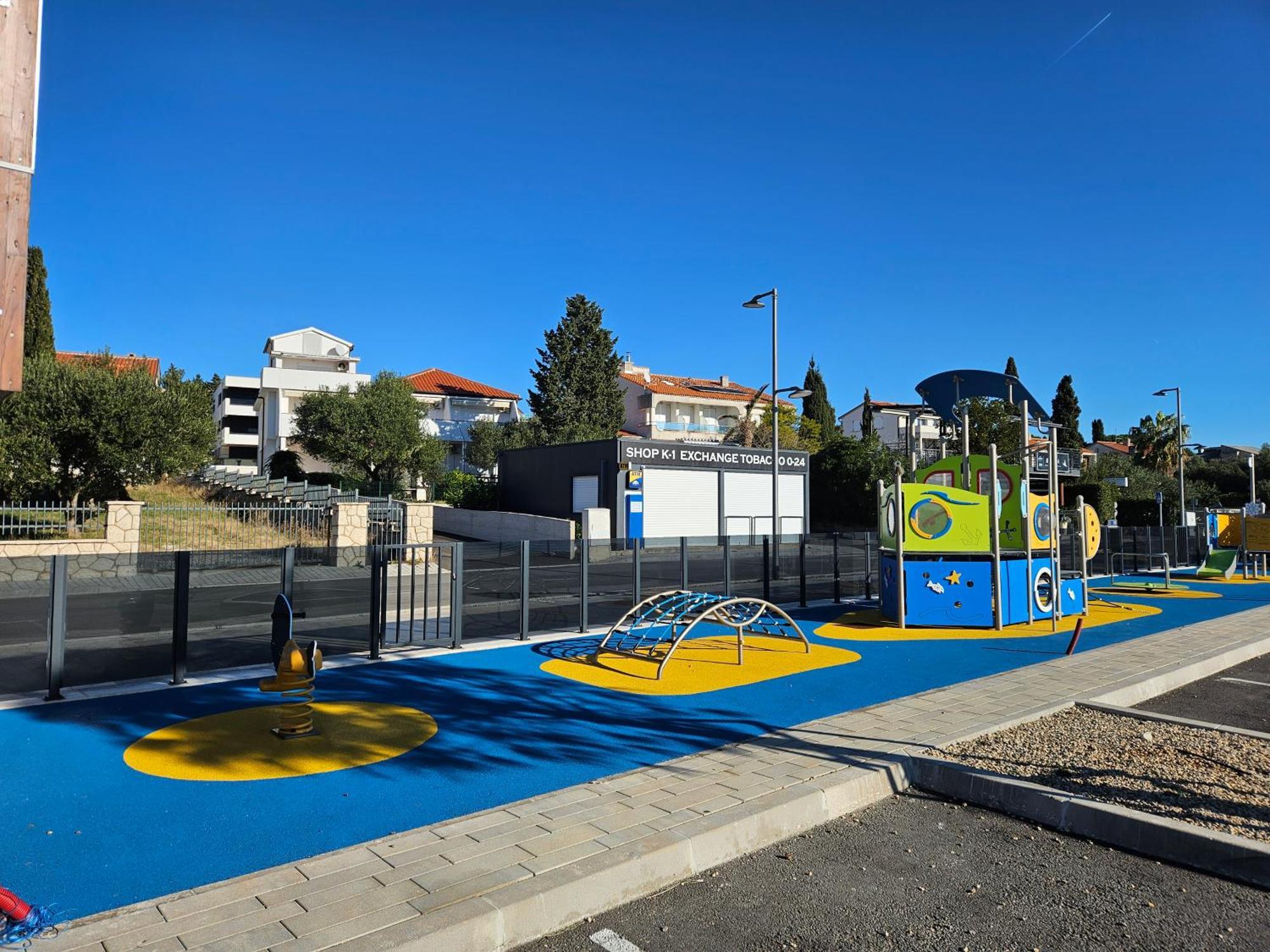 Kristal Paris Apartma Novalja