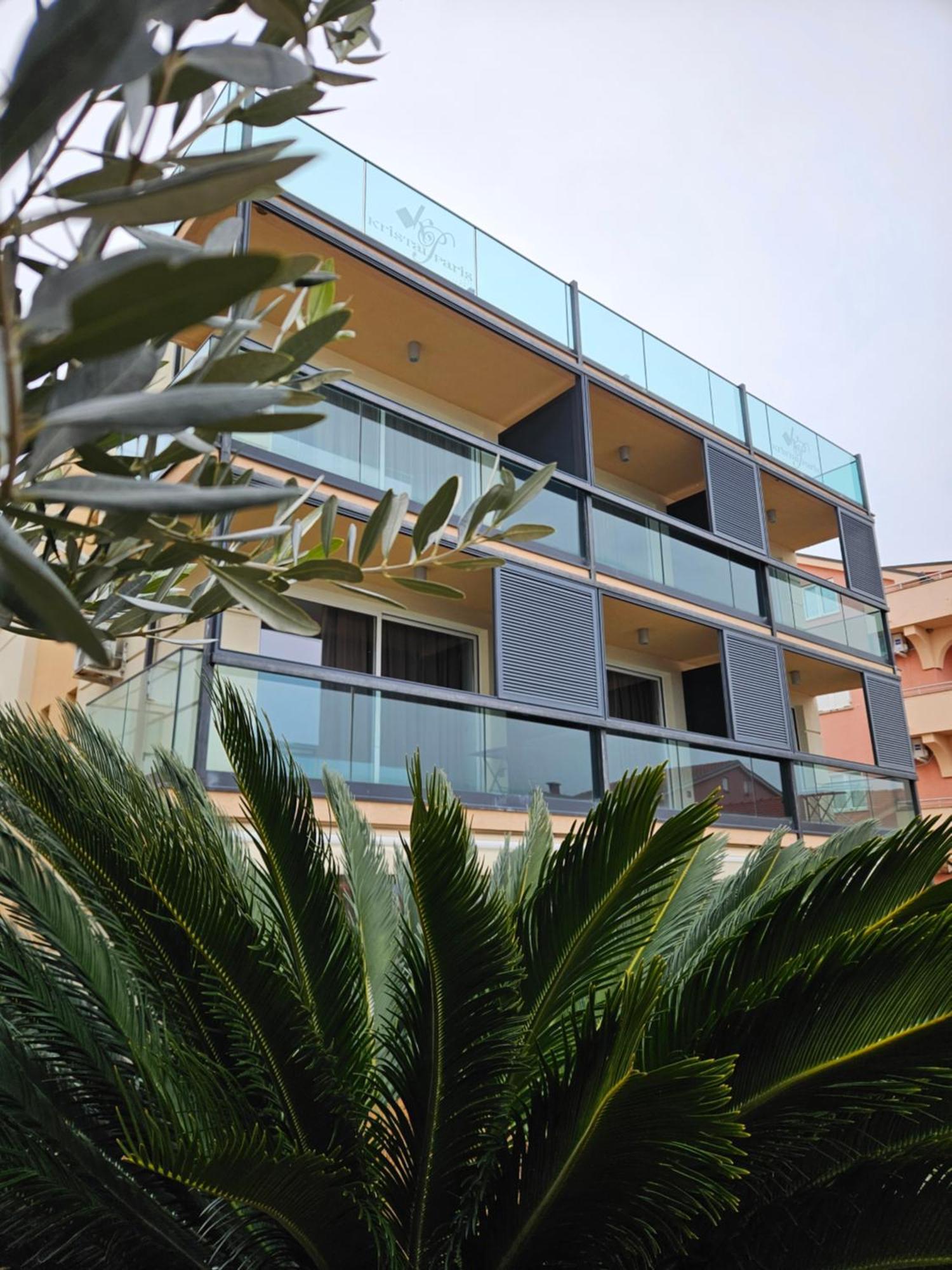 Kristal Paris Apartma